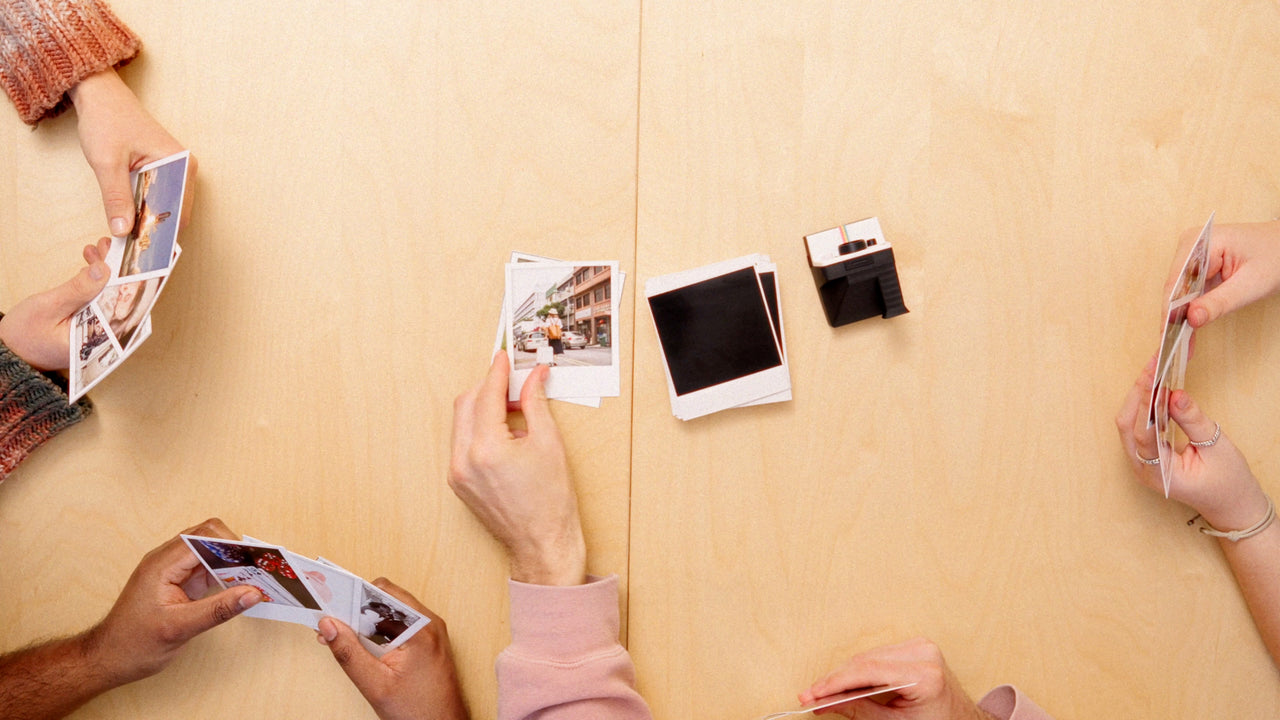 Polaroid – The Game – cards in play