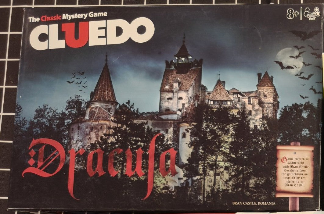 Dracula Cluedo board game box art