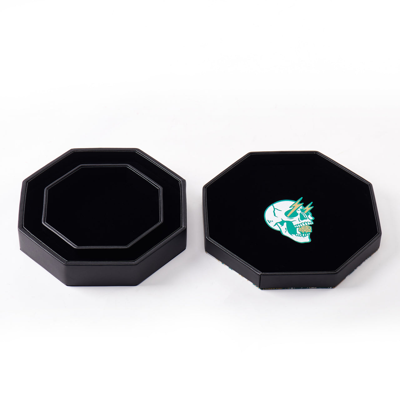 LPG Essentials Dice Arena Artist Series Cara – official image 4